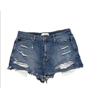 KanCan shorts denim. ‎ High rise.